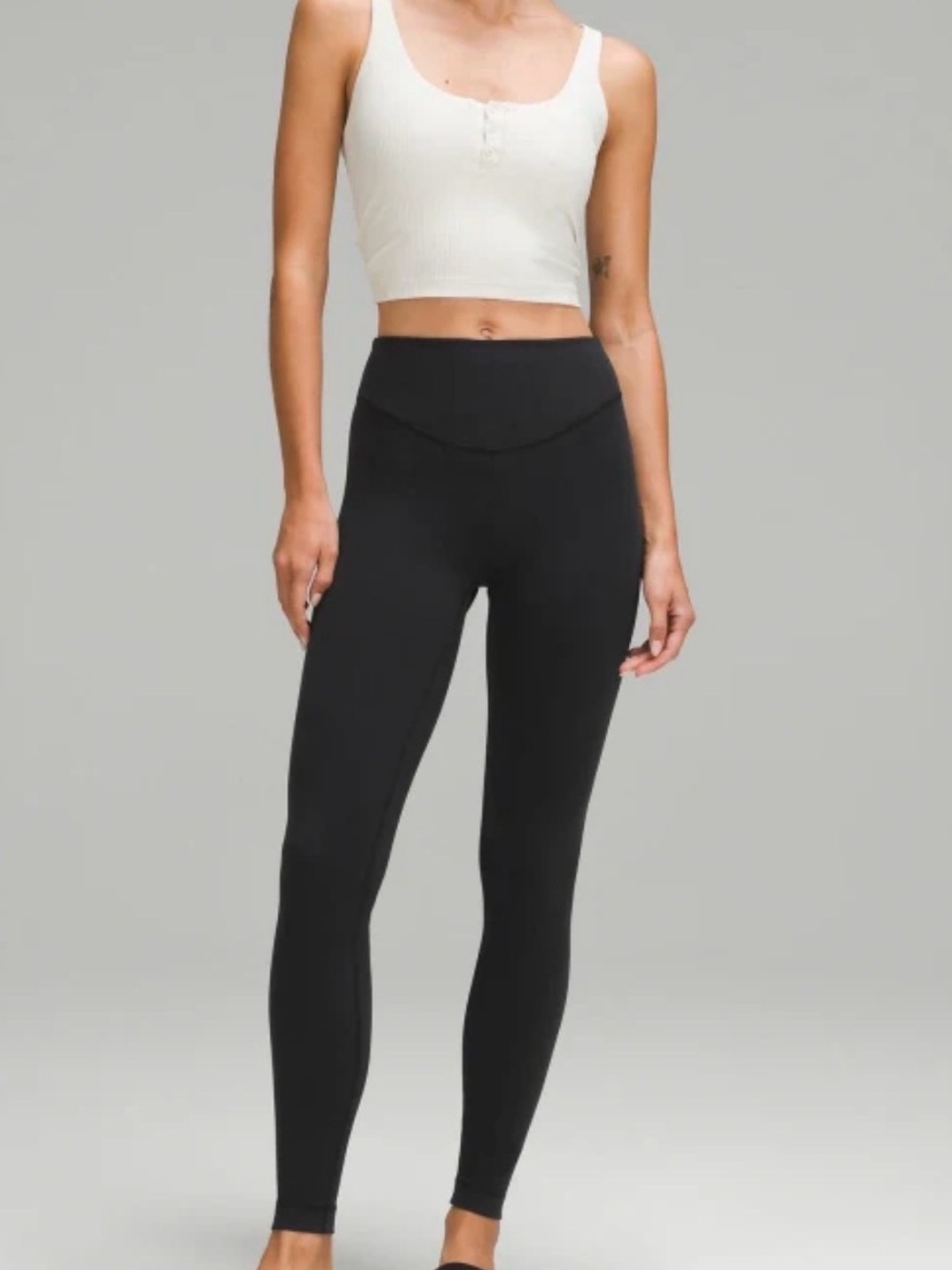 Lululemon Wunder Under SmoothCover High-Rise “28 leggings size 4